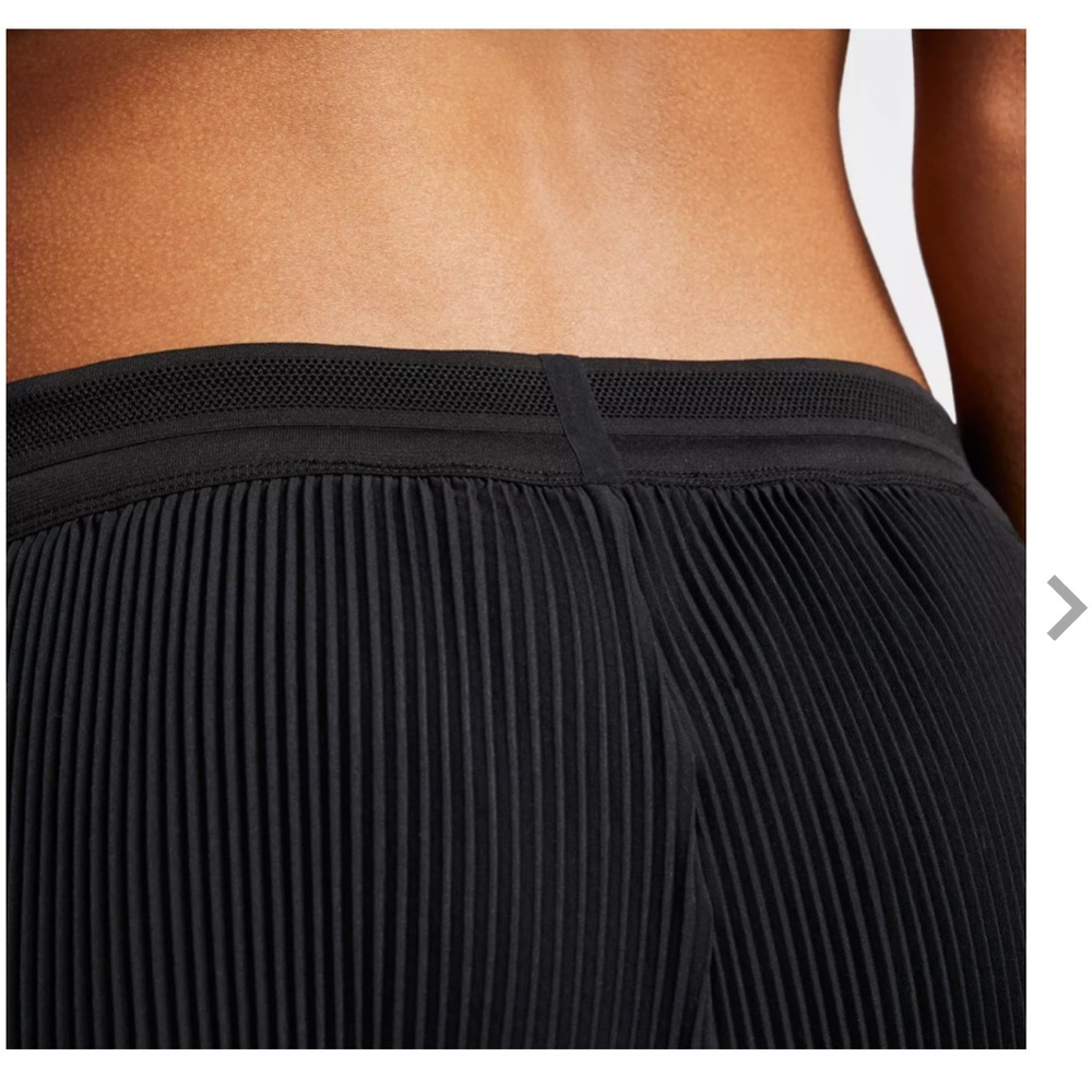 Nike Women's AeroSwift Running Shorts - Picture 5 of 11